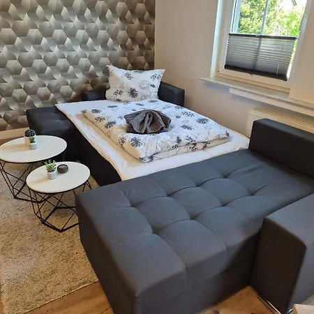 Eifelauszeit - Gross Appartement Büdesheim
