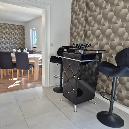 Eifelauszeit - Gross Appartement *
