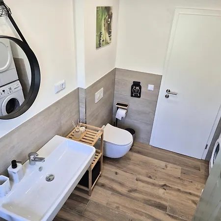 Eifelauszeit - Gross Appartement