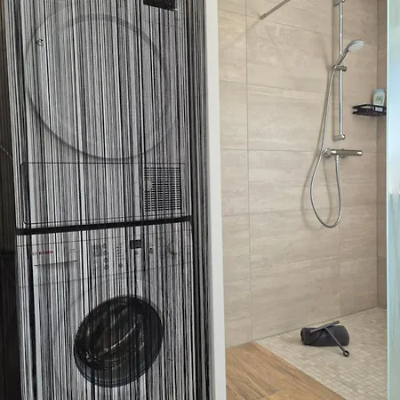 Eifelauszeit - Gross Appartement Büdesheim