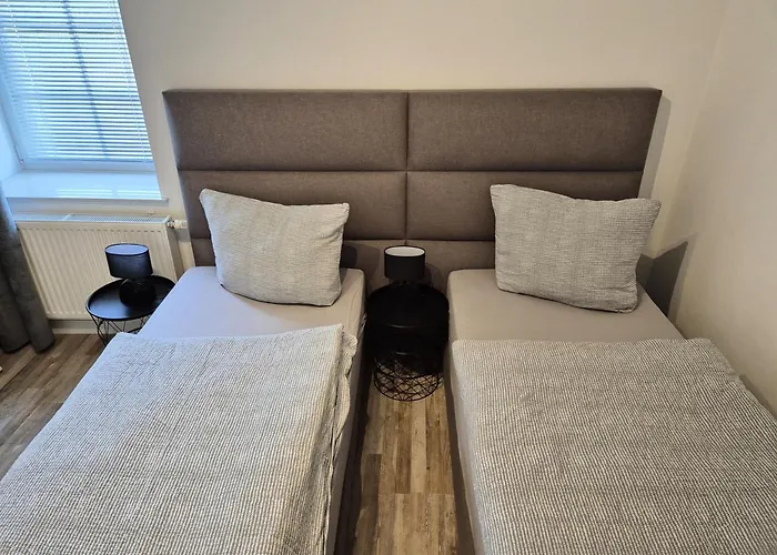 Eifelauszeit - Gross Apartament *